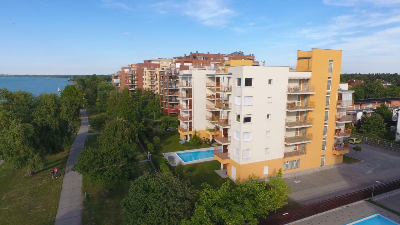 Viktoria Apartmanok 希欧福克 外观 照片