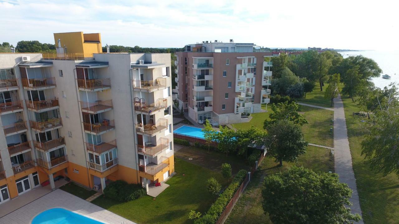 Viktoria Apartmanok 希欧福克 外观 照片